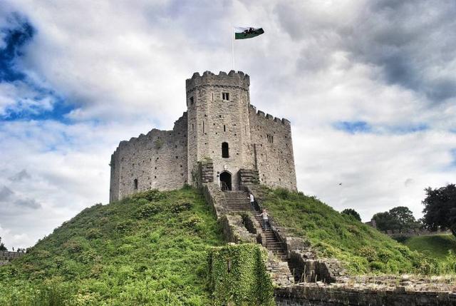 Cardiff Castle staircase view